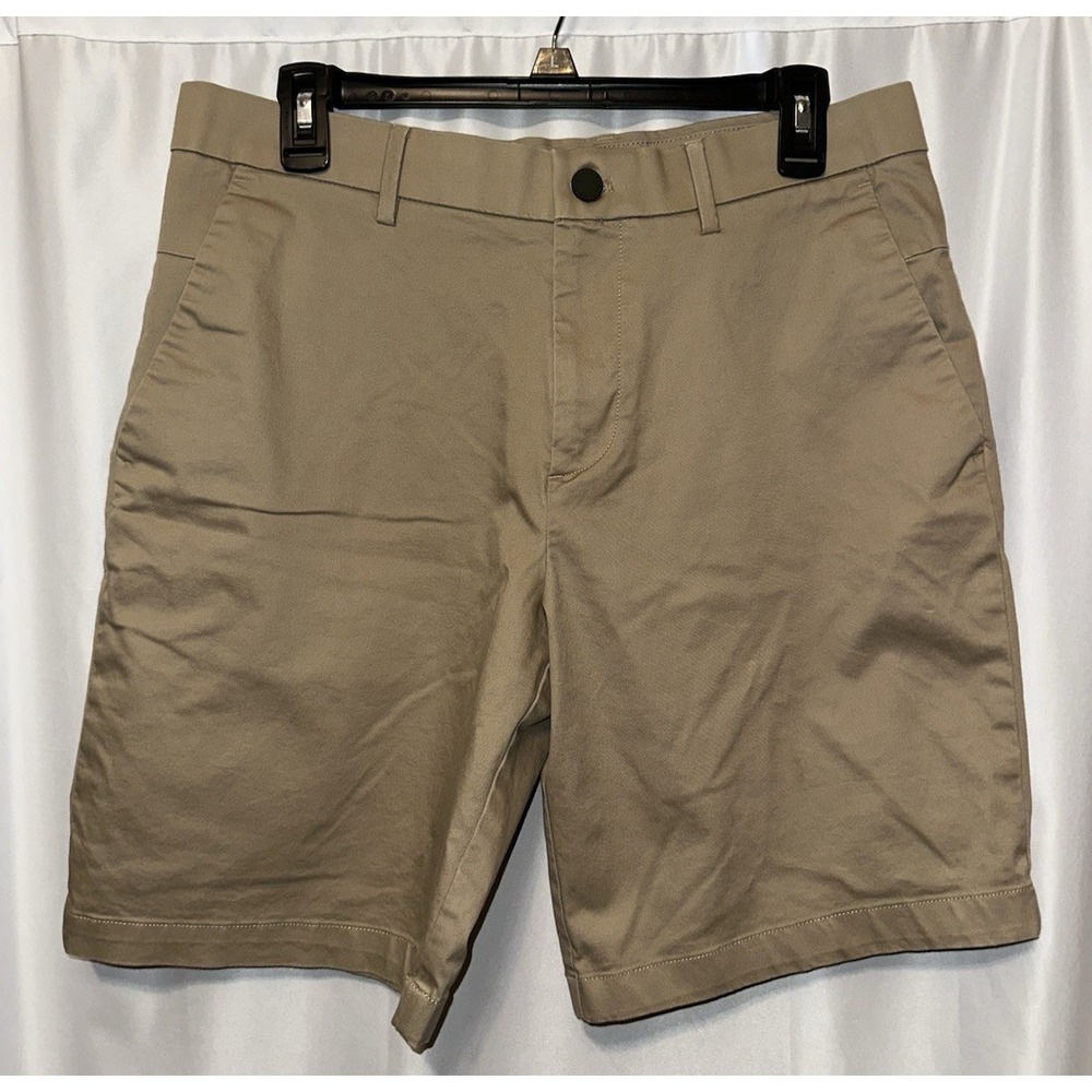Banana Republic Aiden Shorts Mens Size 33 Tan Flat Front Pockets Stretch